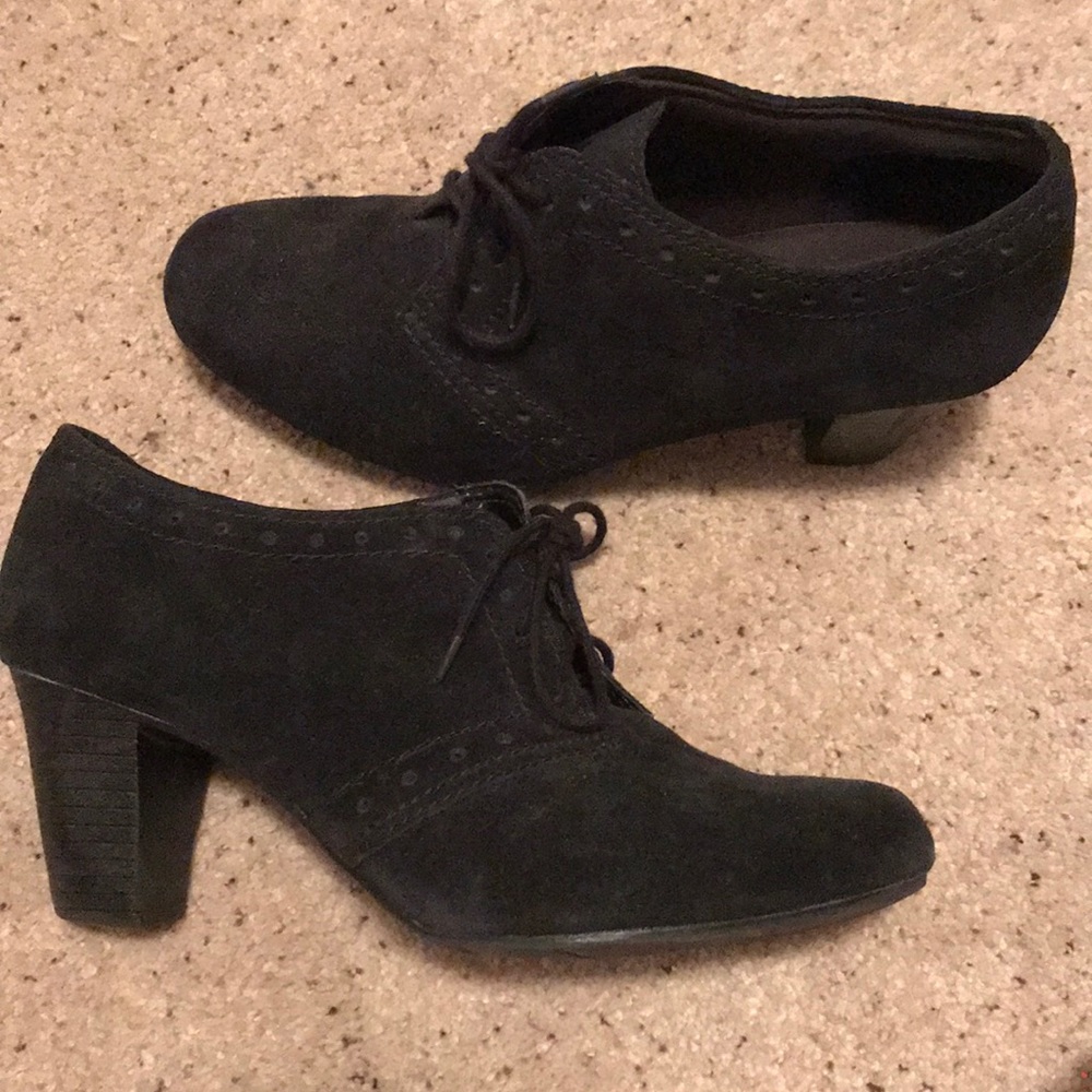 Clark’s Lace Up Heels
